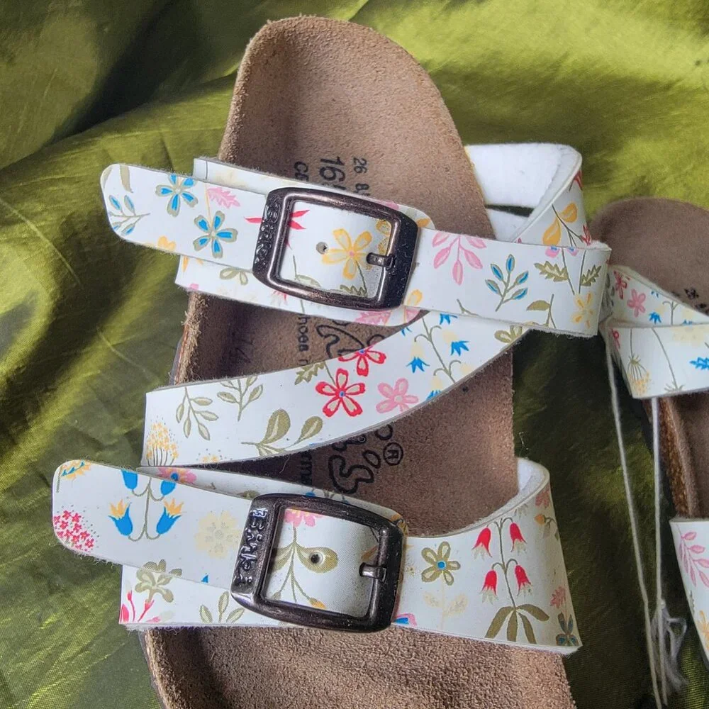 Birki's Floral White Sandals with Buckles Size 8.5 Girls